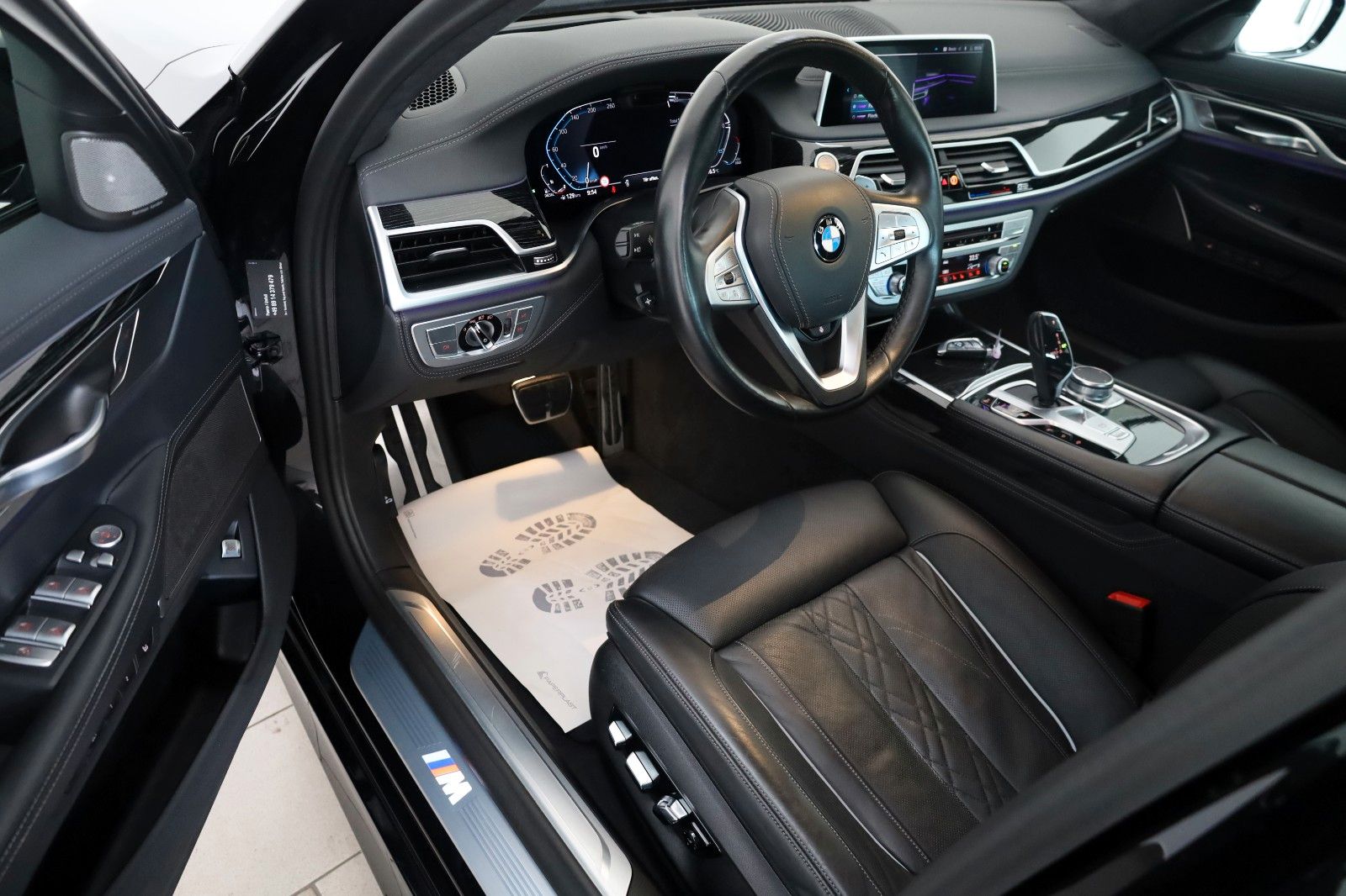 Fahrzeugabbildung BMW 740 d xD, M Sport,Laser,Sitzlüftx4,SD, Garantie!