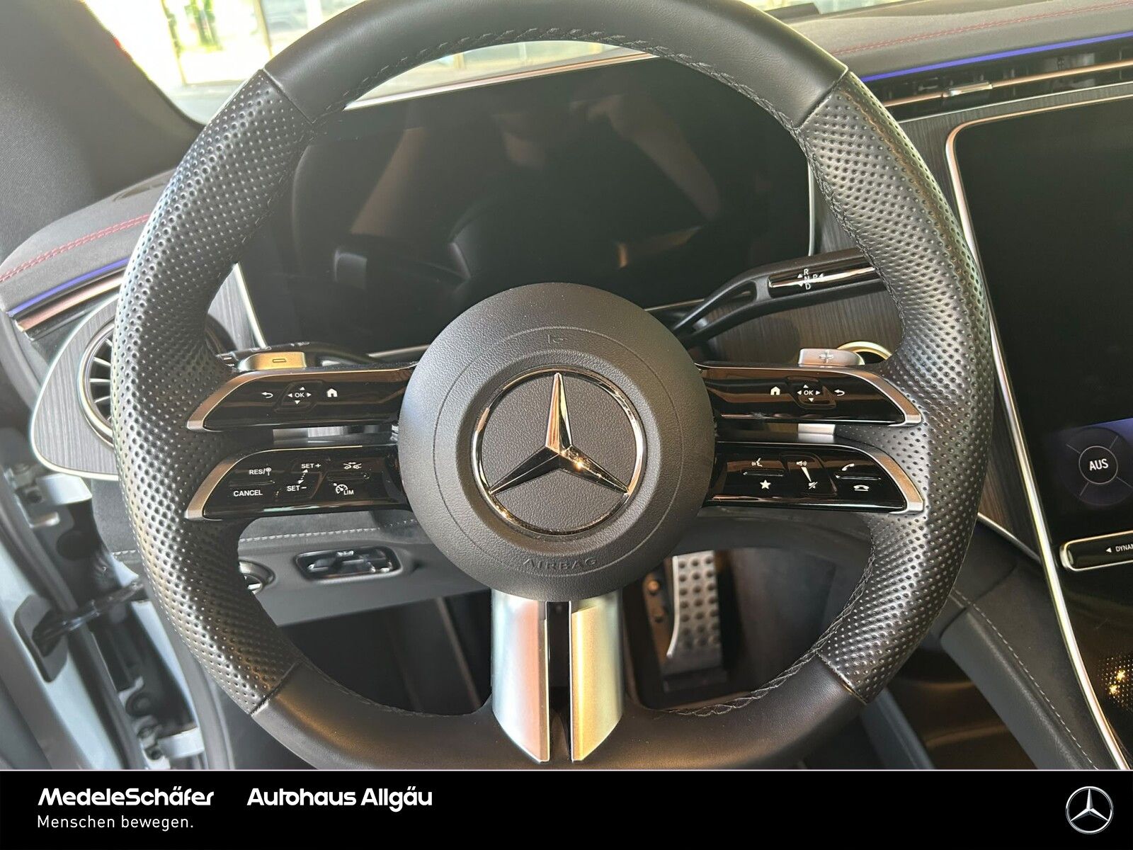 Mercedes-Benz EQE 300 AMG Night 21" D-Light AIRMATIC PanoSD foto 14