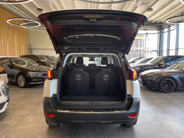 Peugeot 5008 Crossway *1.HAND*19%MWST*7.SITZER*ALCANTARA