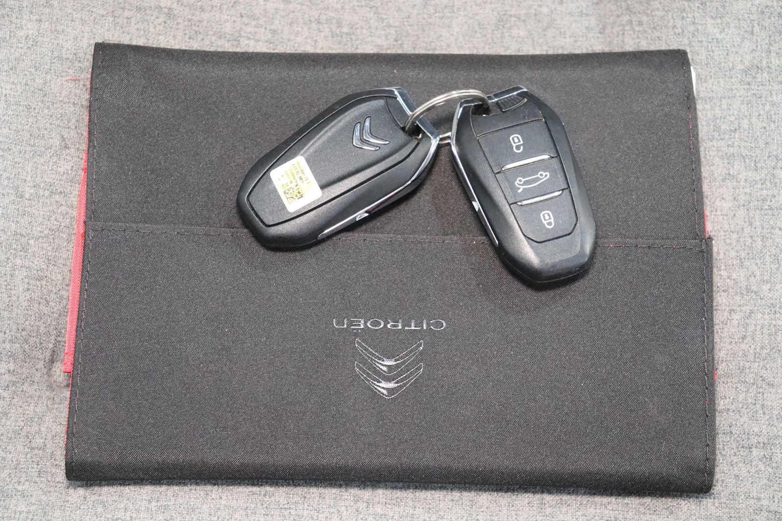 Fahrzeugabbildung Citroën C5 X Feel * LED * Navi * Keyless