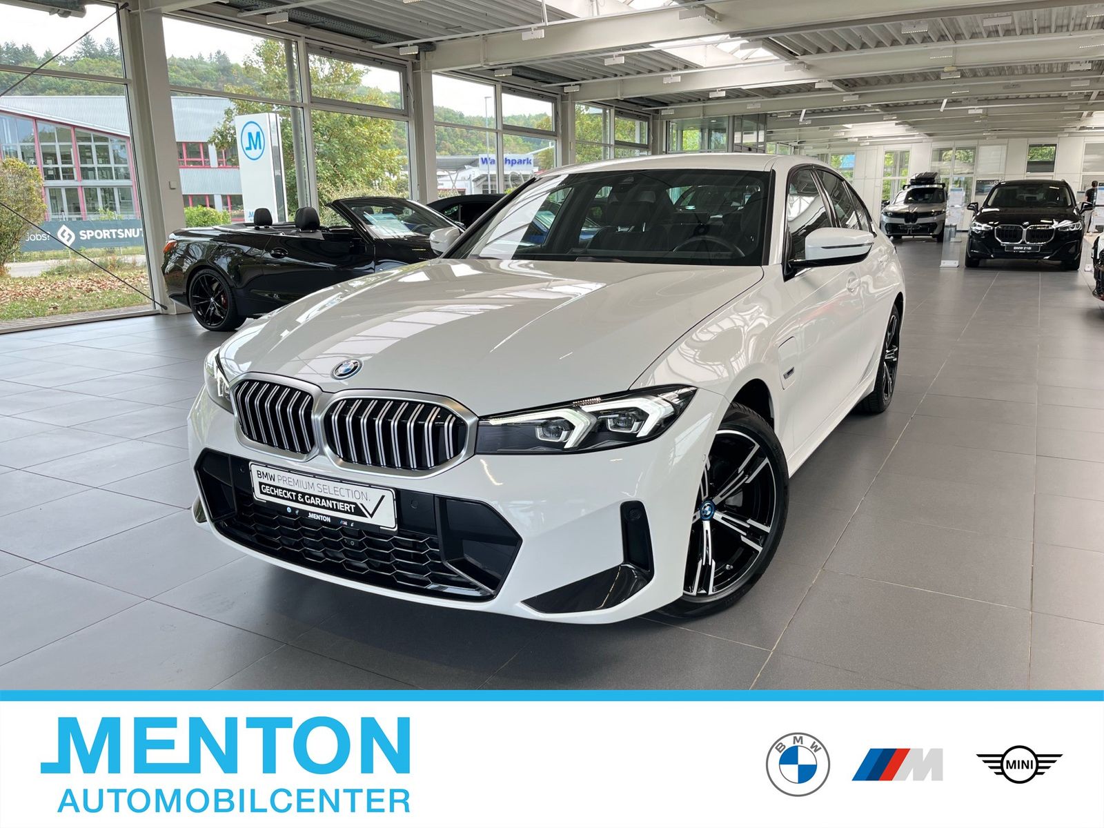 BMW 330e xDrive Limousine M Sportpaket 18 ParkingAs foto 1