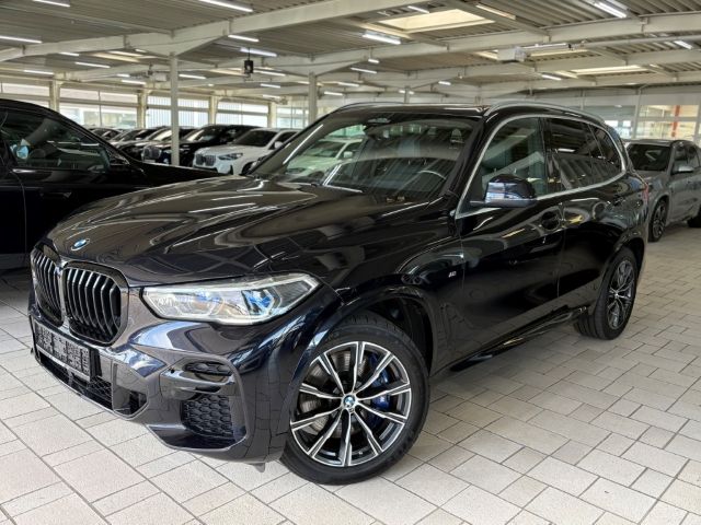 BMW X5 xDrive 40dA M-Sport Pano AHK Leder Laser HUD 