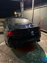 BMW M550i xDrive A - 700* knapp - BMW: 700