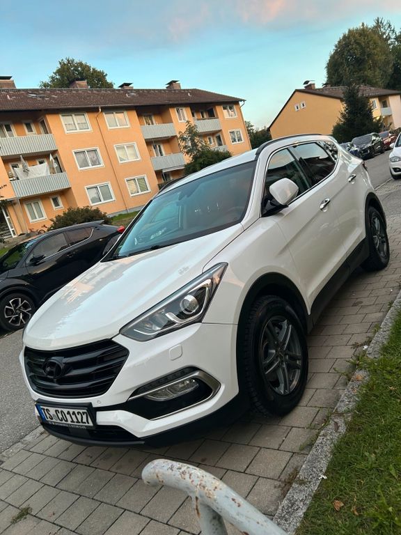 Image of Hyundai SANTA FE