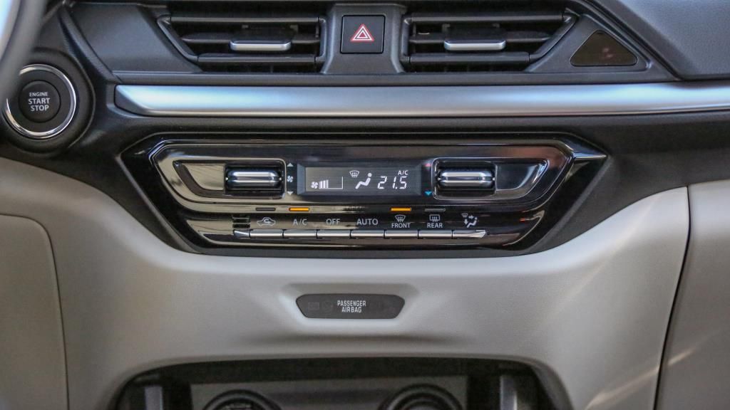 Autohaus Zimpel & Franke - Suzuki SWIFT COMFORT+ ALLGRIP HYBRID LED+NAVI+SHZ - Bild 15 Autohaus Zimpel & Franke - Suzuki SWIFT COMFORT+ ALLGRIP HYBRID LED+NAVI+SHZ - Bild 15