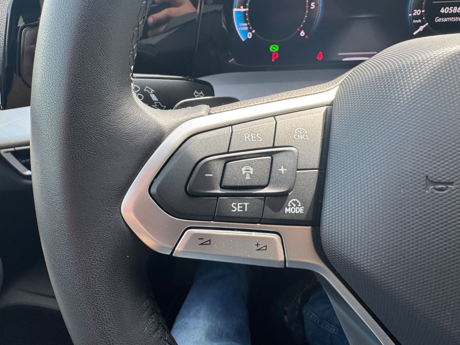 Fahrzeugabbildung Volkswagen Golf VIII Lim. Goal LED+Kamera+ACC+DAB