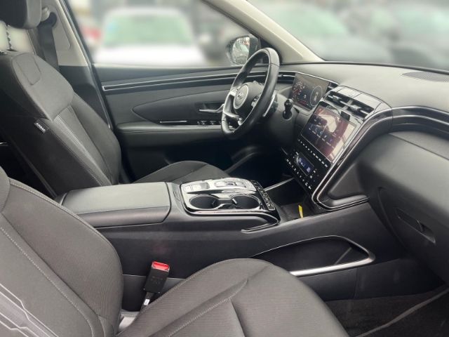 Fahrzeugabbildung Hyundai Tucson Trend Hybrid 4WD Navi Digitales Cockpit L