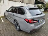 BMW 540d xDrive Touring A -M Laser PANO AHK B&O Sthz - BMW 540 in Wiesbaden