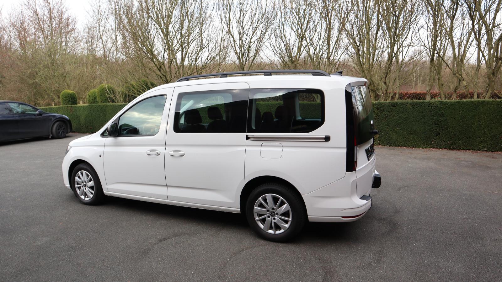 Volkswagen Caddy Maxi 2,0TDI DSG*neuer AMF-Bruns*Umbau*