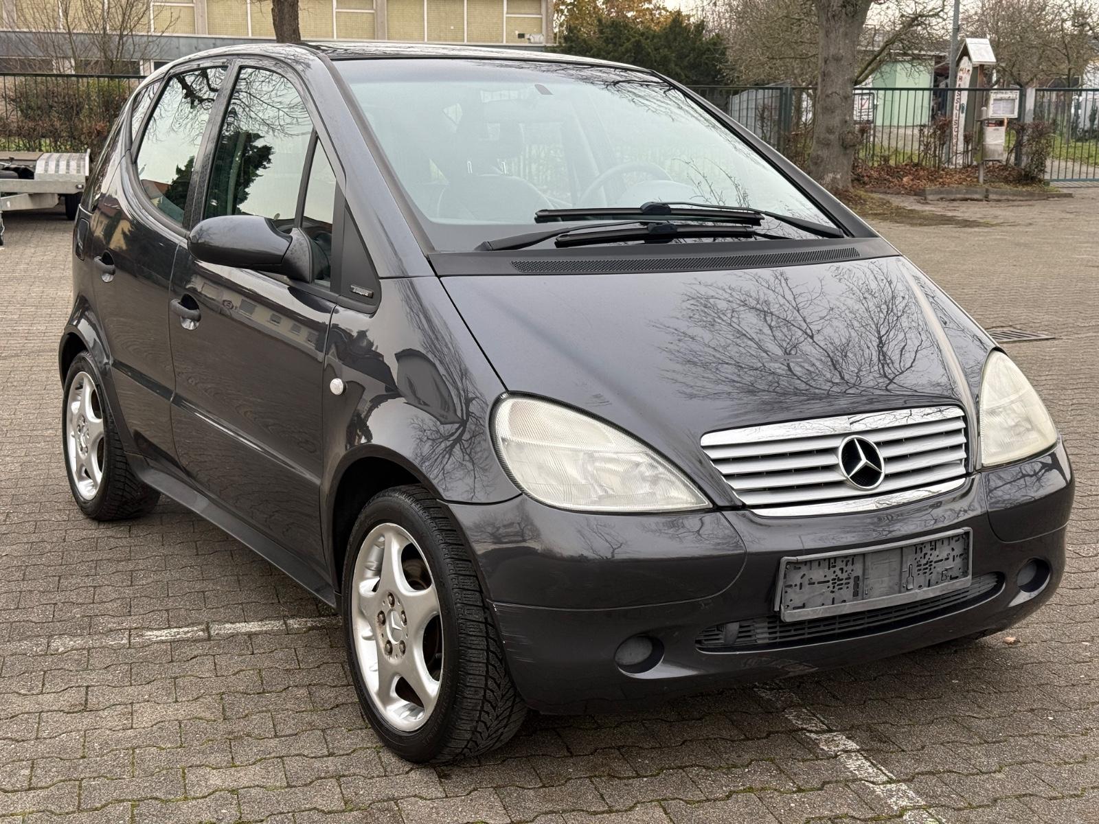Mercedes-Benz A 190 AVANTGARDE*KLIMA*LEDER*TÜV/ASU 01/2027*TOP
