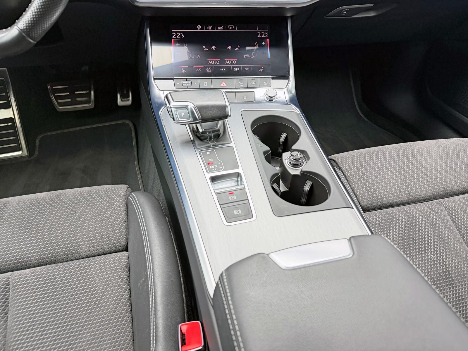 Fahrzeugabbildung Audi A6 45 TDI S-LINE/QUAT/STDHZG/MATRIX/AHK/ACC/VIRT