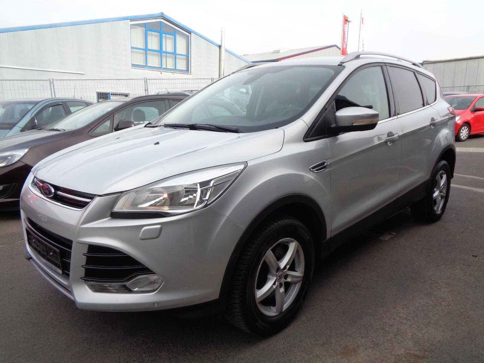 Ford Kuga Titanium 2.0 4x4°Ahk°Pdc°Teilleder°Navi°Shz
