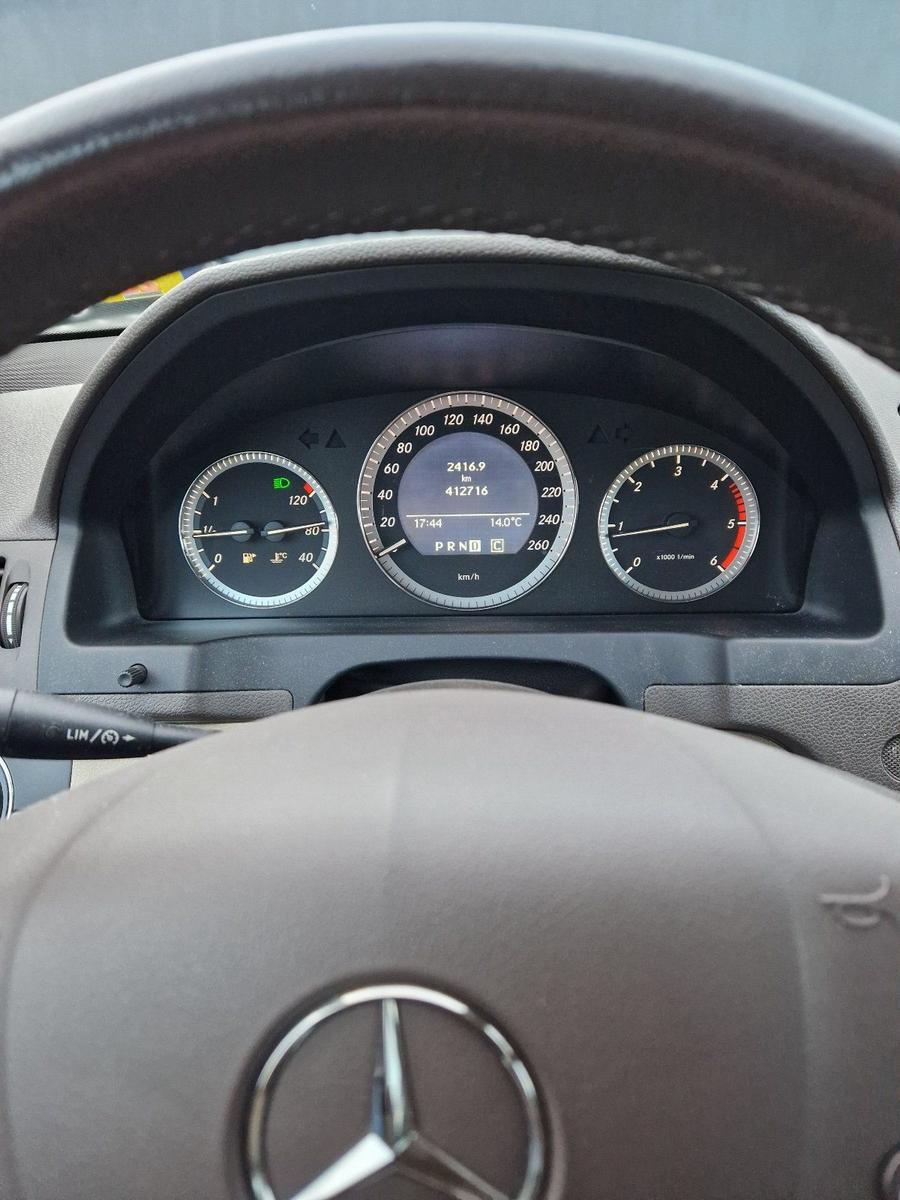 Mercedes-Benz C220 2008 — photo 14