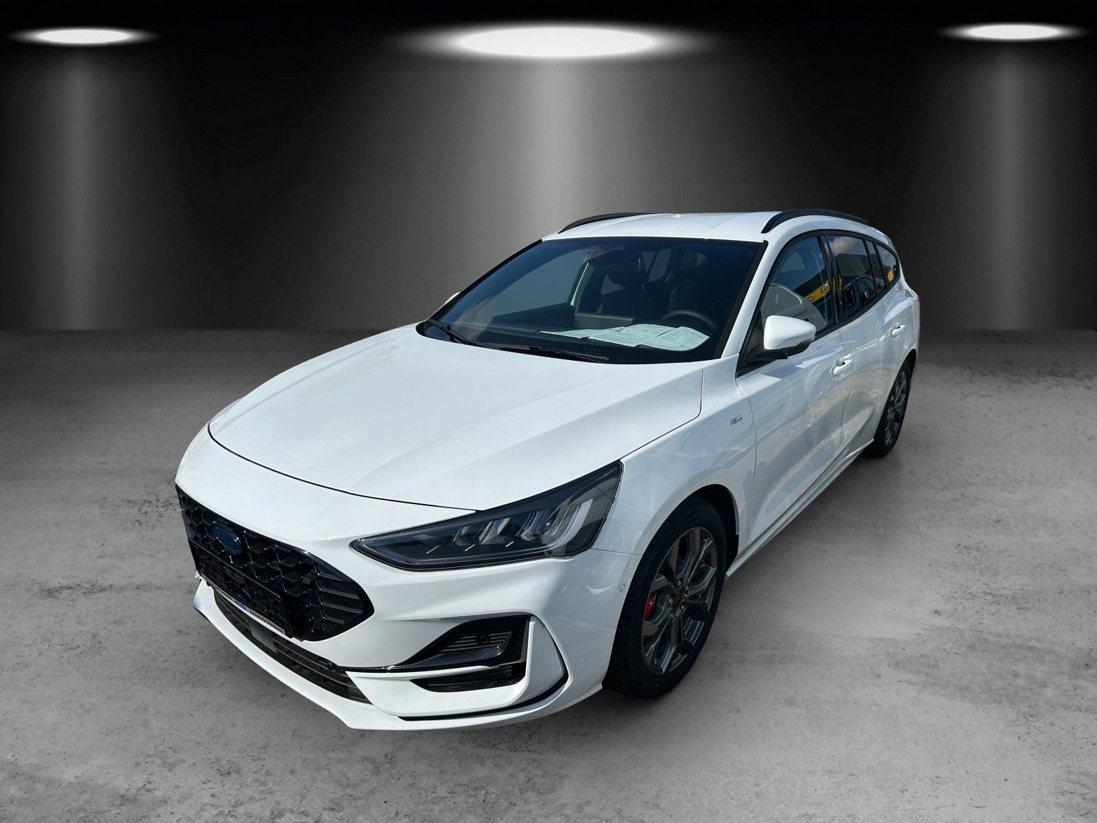 Fahrzeugabbildung Ford Focus Turnier 1,0 Ecoboost ST-Line