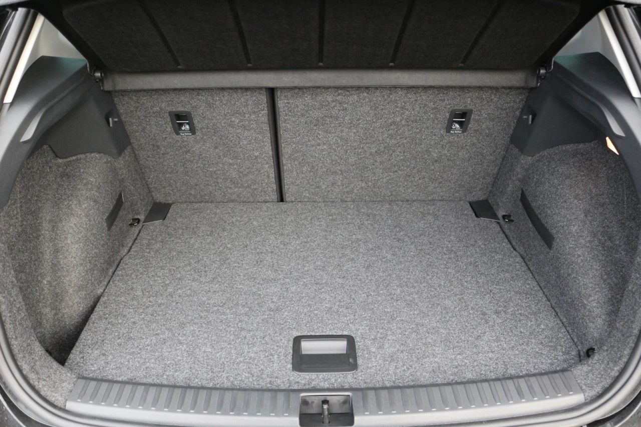 Fahrzeugabbildung SEAT Arona Style 1.0 TSI 110 PS 6-Gang VFW