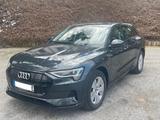 Audi e-tron 50 quattro advanced I Optikpaket I 21"Alu - Audi e-tron: Von Privat