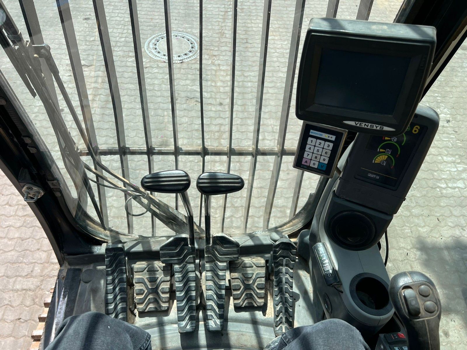 Fahrzeugabbildung CAT 336/Demlone Dem  50/Abbruchbagger/Verst.Fahrwerk