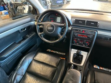 Audi A4  *TÜV 0228*KLIMAAUTOMATIK*SitzHZ*VOLL-LEDER*