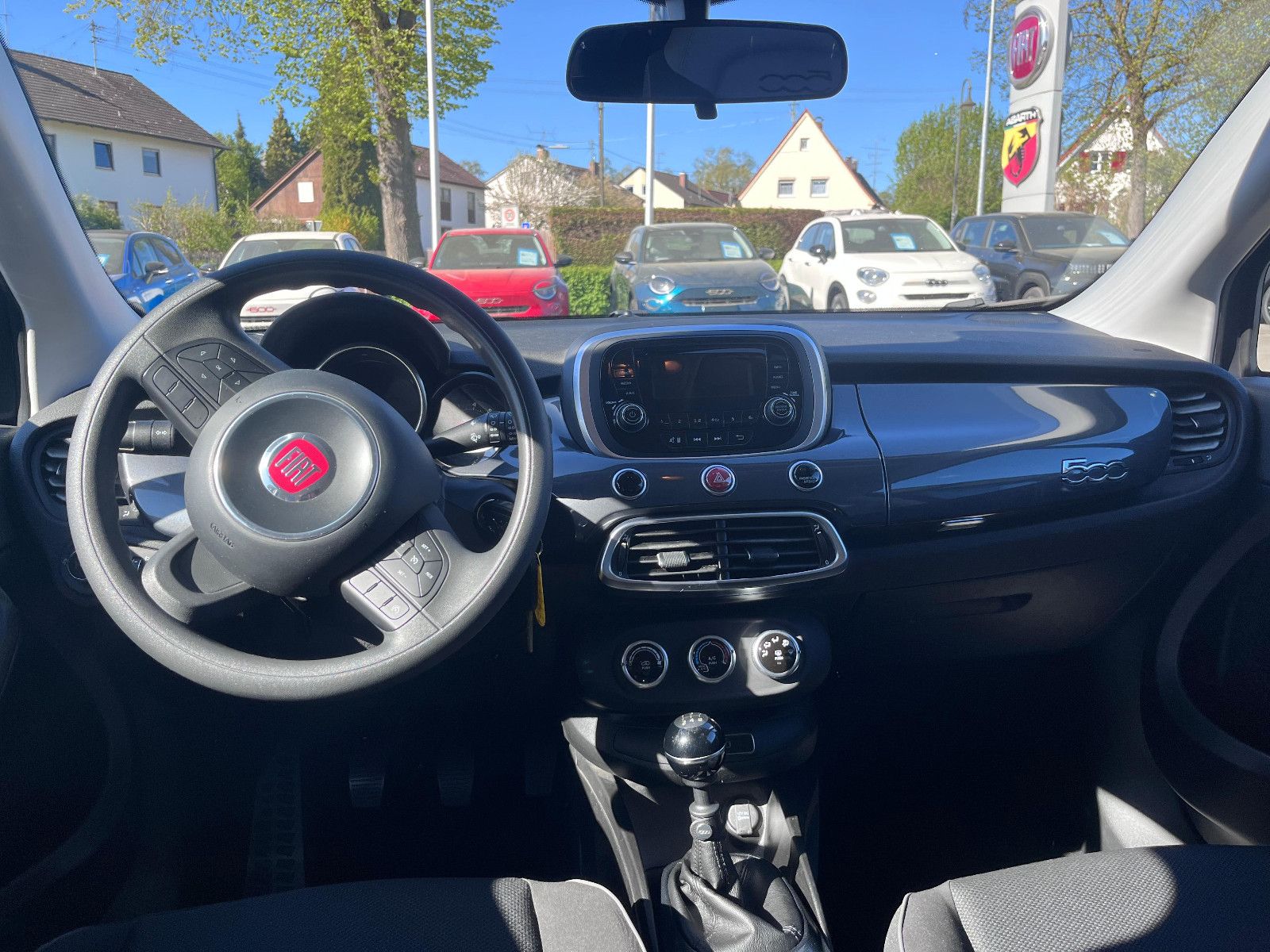 Fahrzeugabbildung Fiat 500X Pop