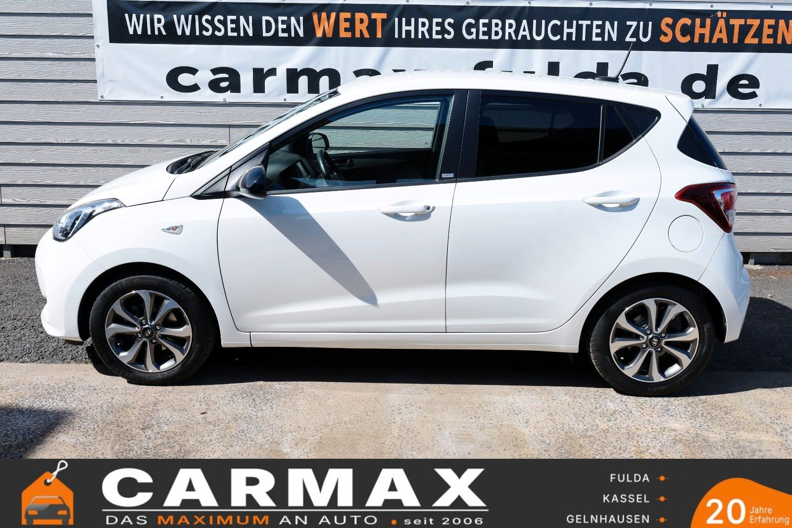 Fahrzeugabbildung Hyundai i10 YES! Plus,Autom.,Navi,SH, PDC, 8fach bereift