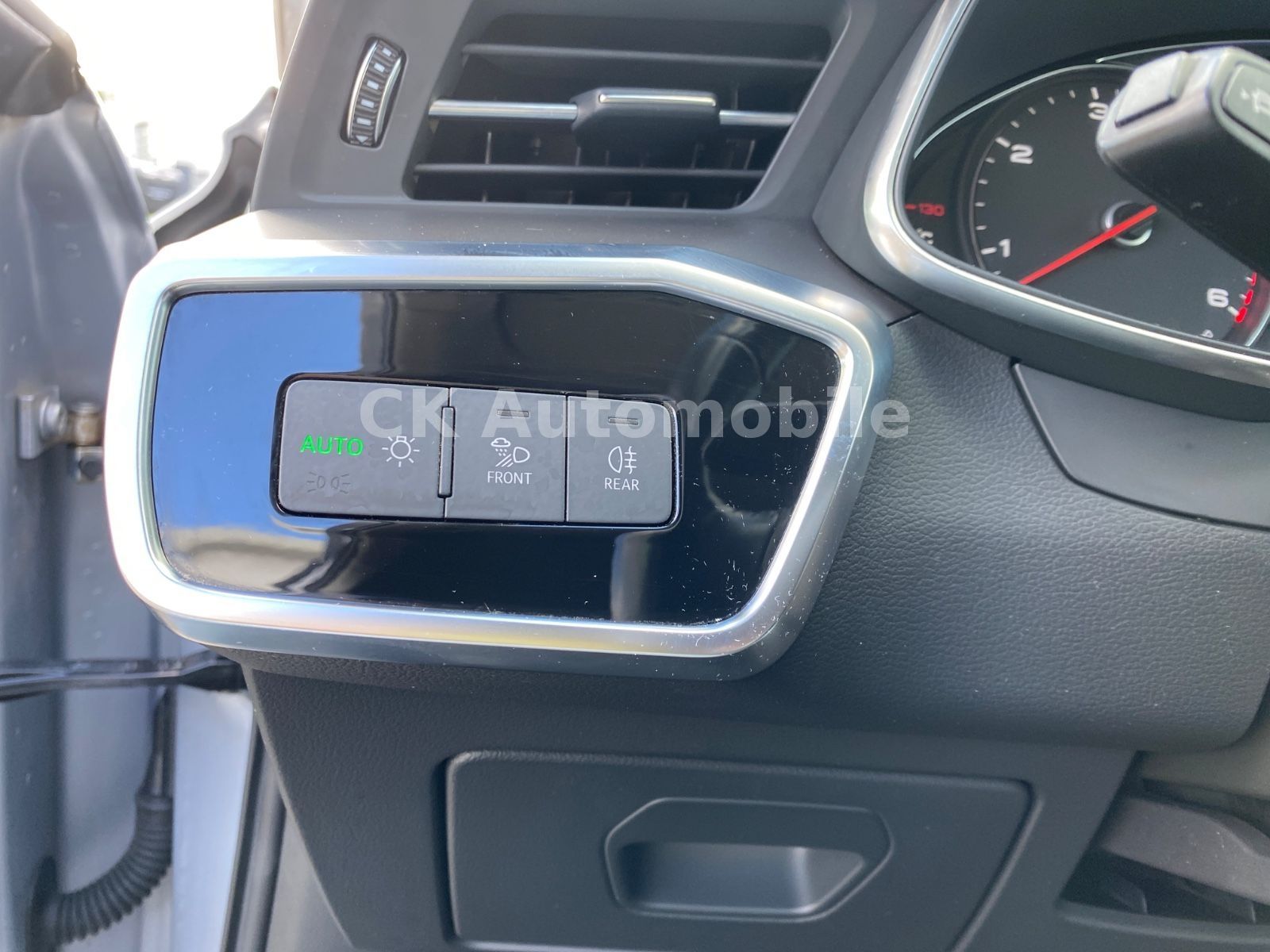 Fahrzeugabbildung Audi A6 Avant 45 TDI Quattro/Navi/Head-Up/LED/Kamera