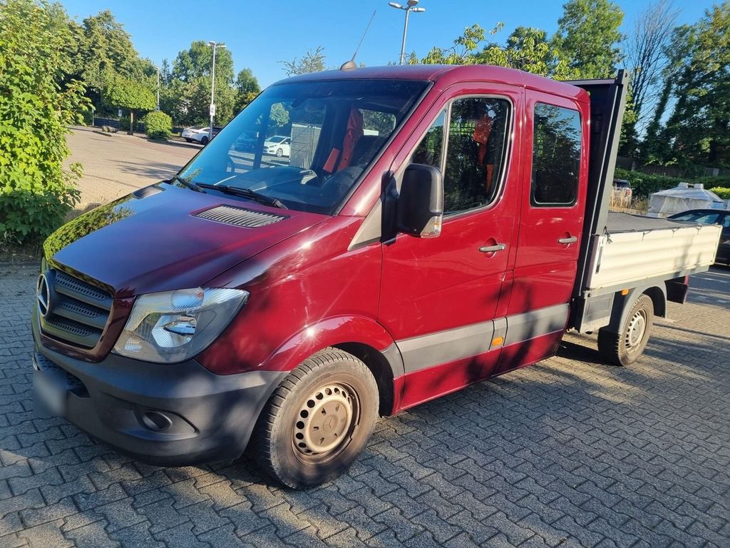 Image of Mercedes-Benz eSprinter