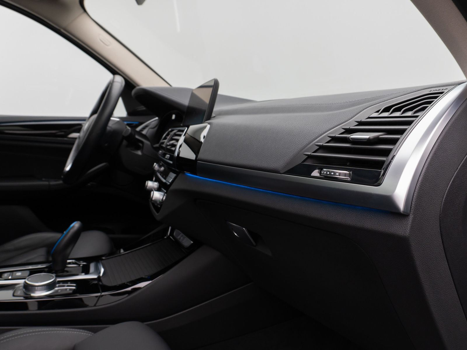 Fahrzeugabbildung BMW iX3 Impressive 360°HUD DAB H/K Komfort 20Zoll