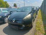 Renault Clio ENERGY Experience TCe 120 EDC"NAVI-KLIMA-1H - Renault Clio Gebrauchtwagen in Stuttgart
