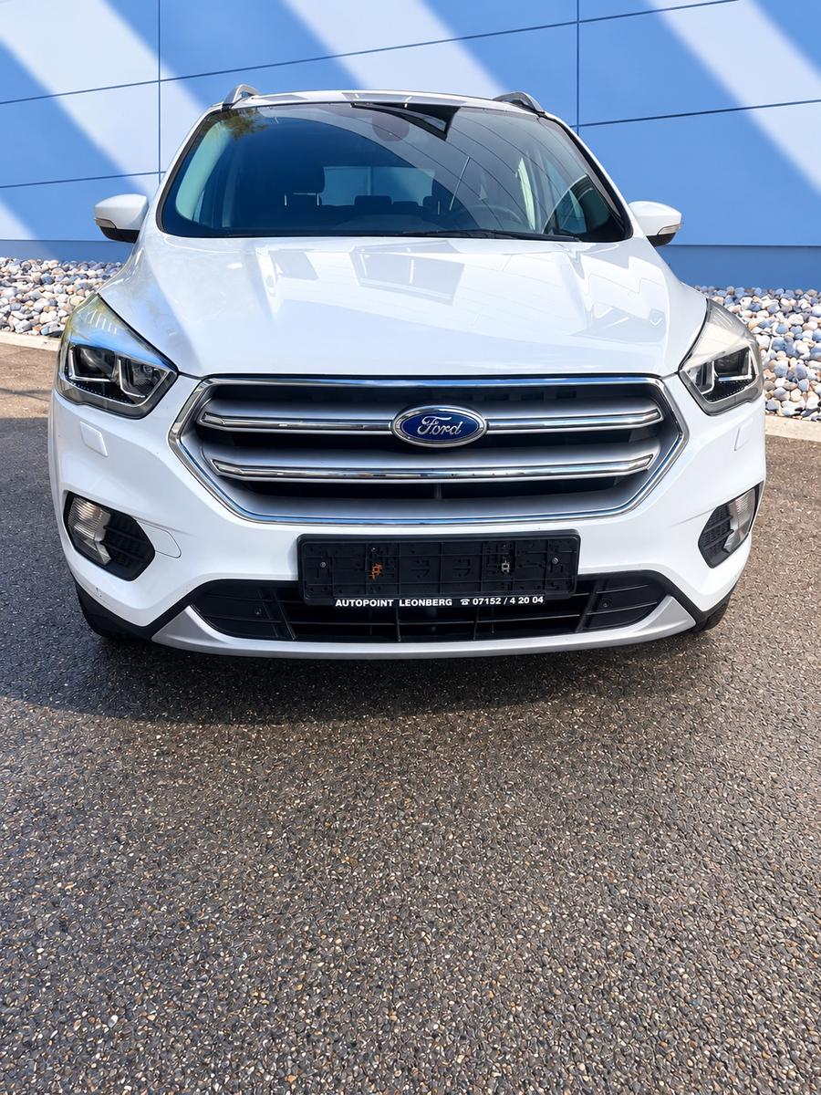 Ford Kuga Cool & Connect,Allrad,Automatik,AHK