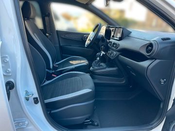 Hyundai i10 1.0 CONNECT & GO - NAVI - SOFORT