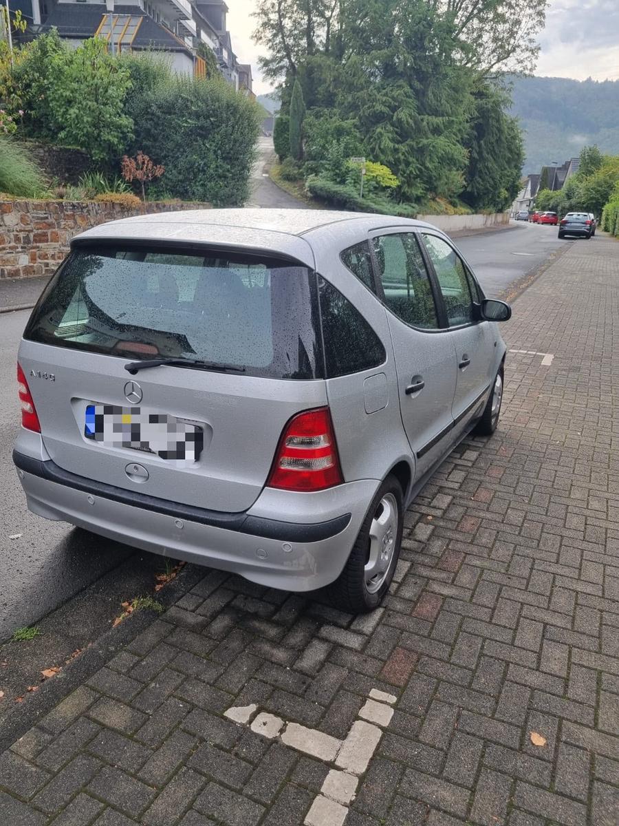 Mercedes-Benz A140 2004 — rear view