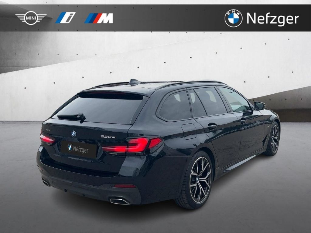 BMW 530 e xDrive Touring M-Sport HUD Pano H K Laser foto 4