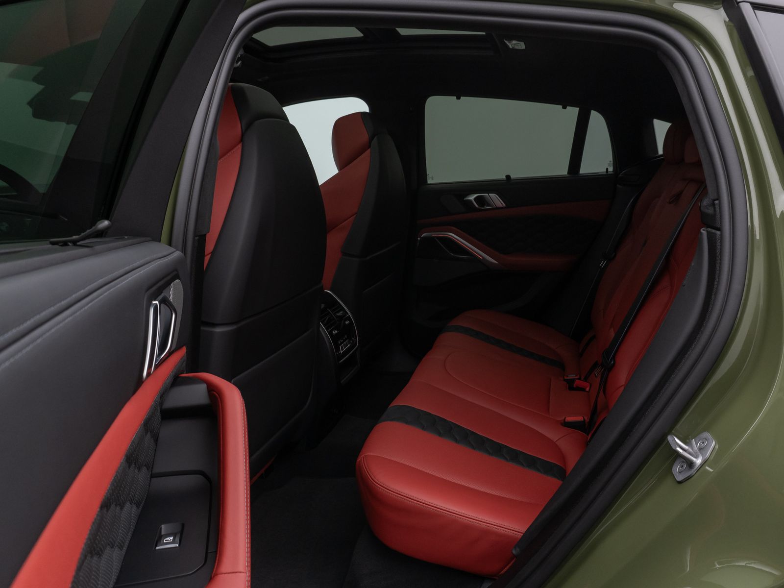 Fahrzeugabbildung BMW X6 M Competition Individual Panorama SoftCl Voll