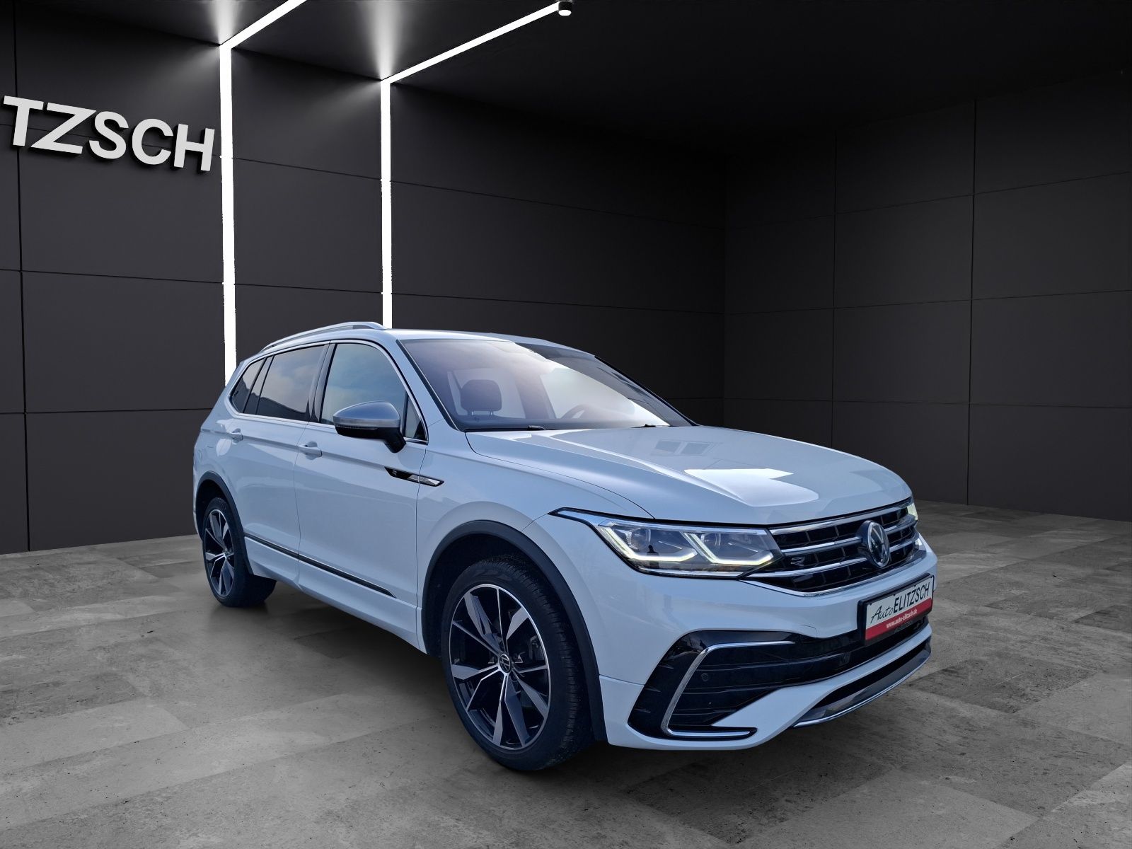Fahrzeugabbildung Volkswagen Tiguan Allspace TDI R-Line DSG 4M Matrix Navi Pa