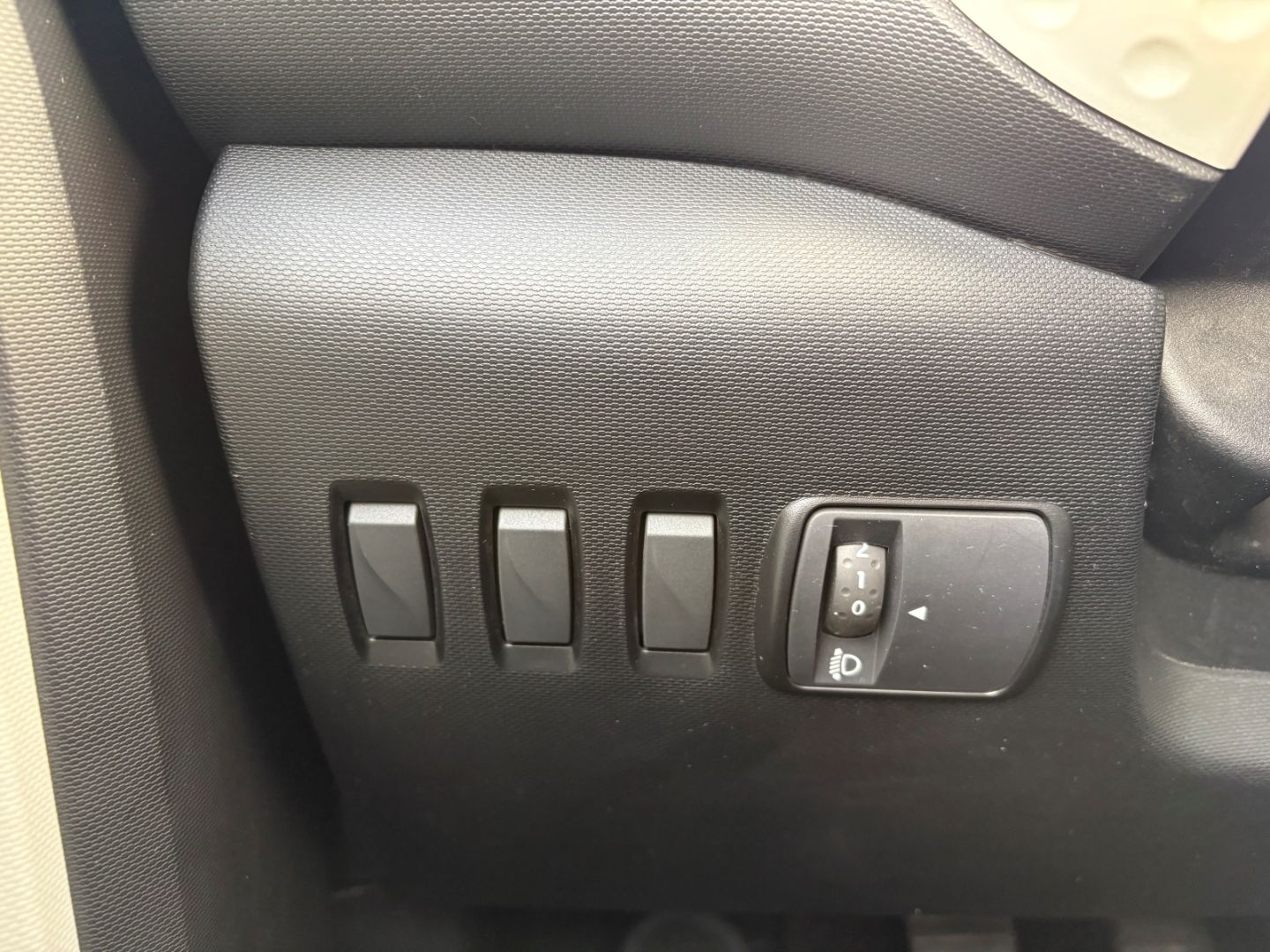 Fahrzeugabbildung Renault Twingo Life Bluetooth Tel.-Vorb. Berganfahrass.