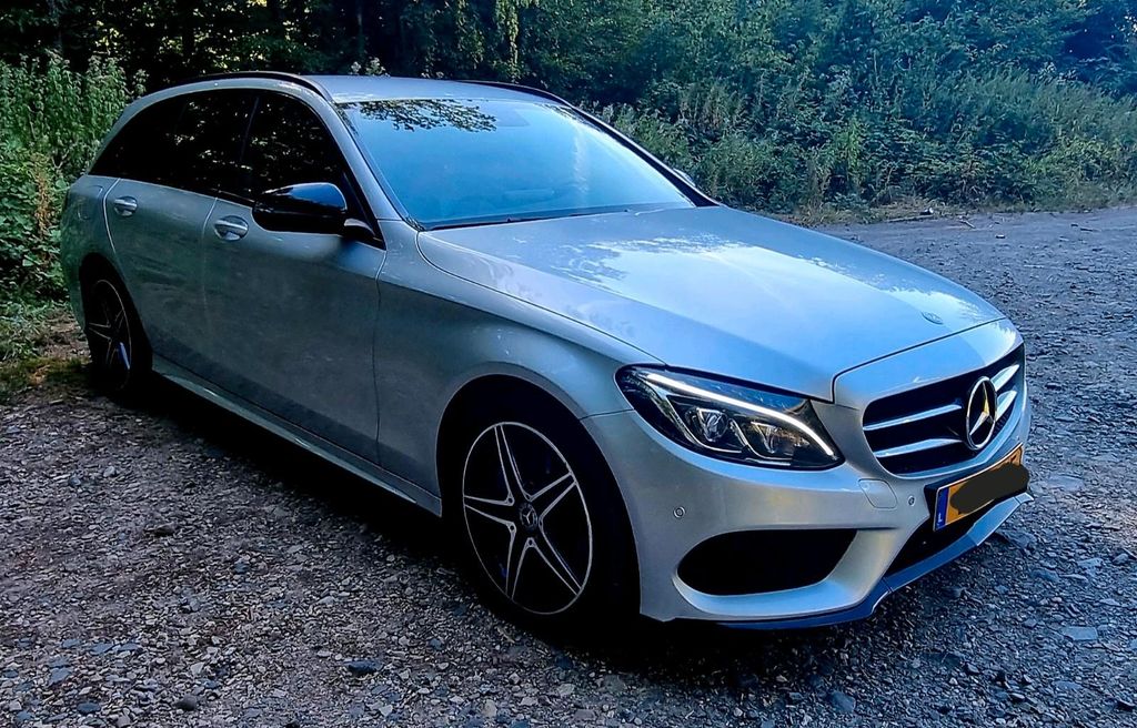 Image of Mercedes-Benz C 220