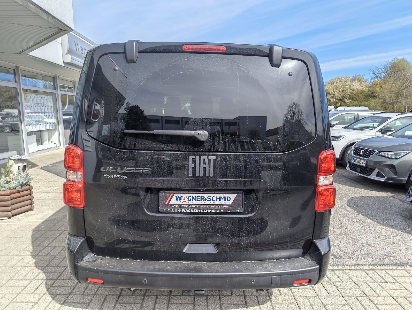 Fahrzeugabbildung Fiat Ulysse 180 BlueHDi L3 Top