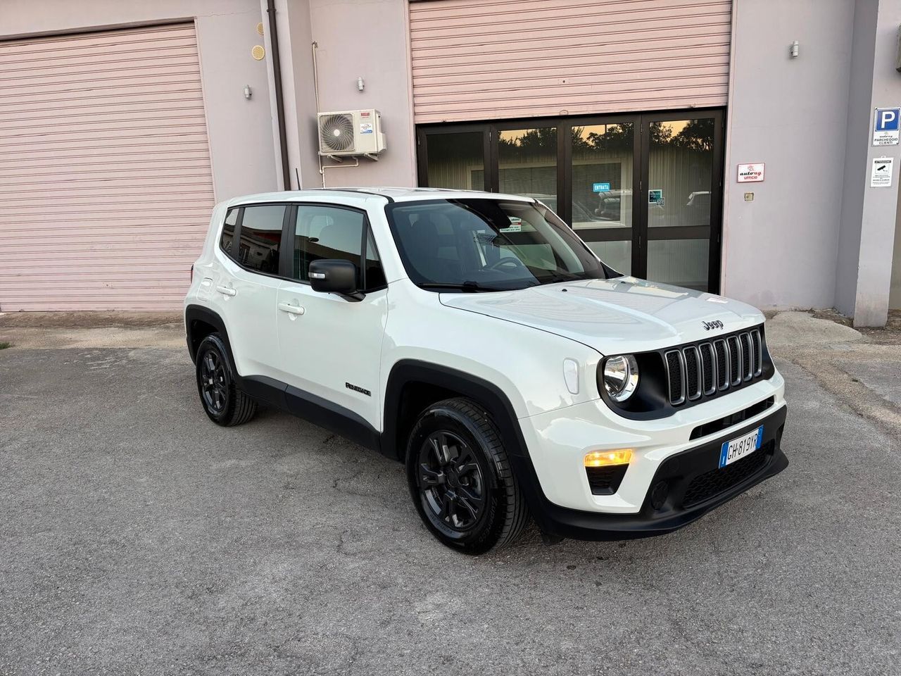Jeep Renegade 1.6 Mjt 130 CV 02/2022 imagem 3