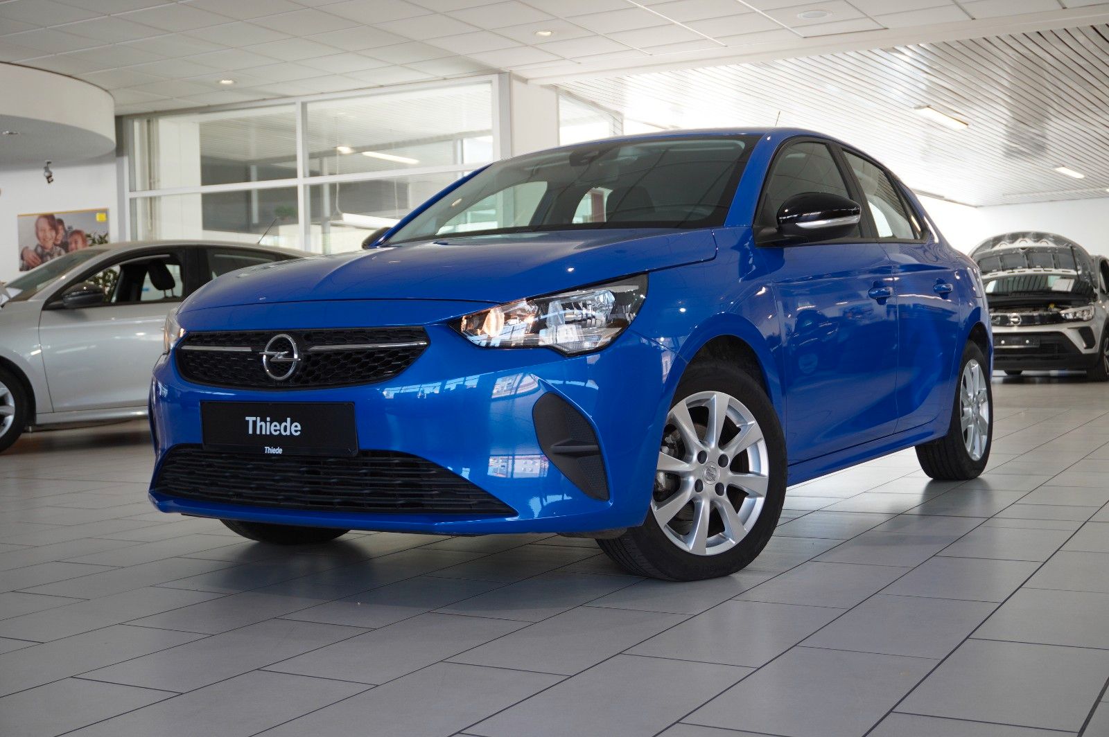Fahrzeugabbildung Opel Corsa F 1.2 EDITION NAVI/KAMERA/TEMP./PDC/DAB+