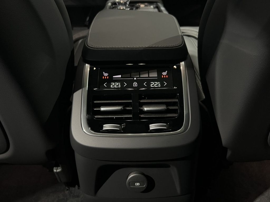 Volvo XC90 T8 Ultimate Bright Recharge AWD AHK B&W 360