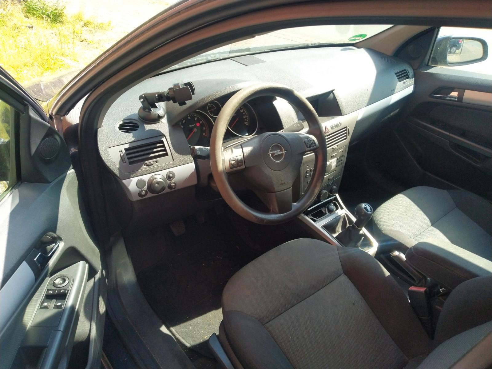 Opel Astra 2006 — photo 6