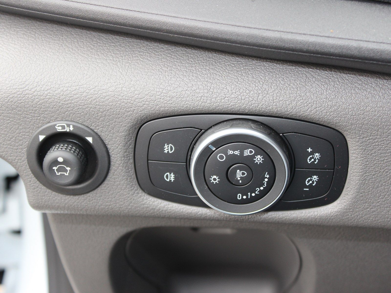 Fahrzeugabbildung Ford Transit 350 L2 Trend Kühlfahrzeug