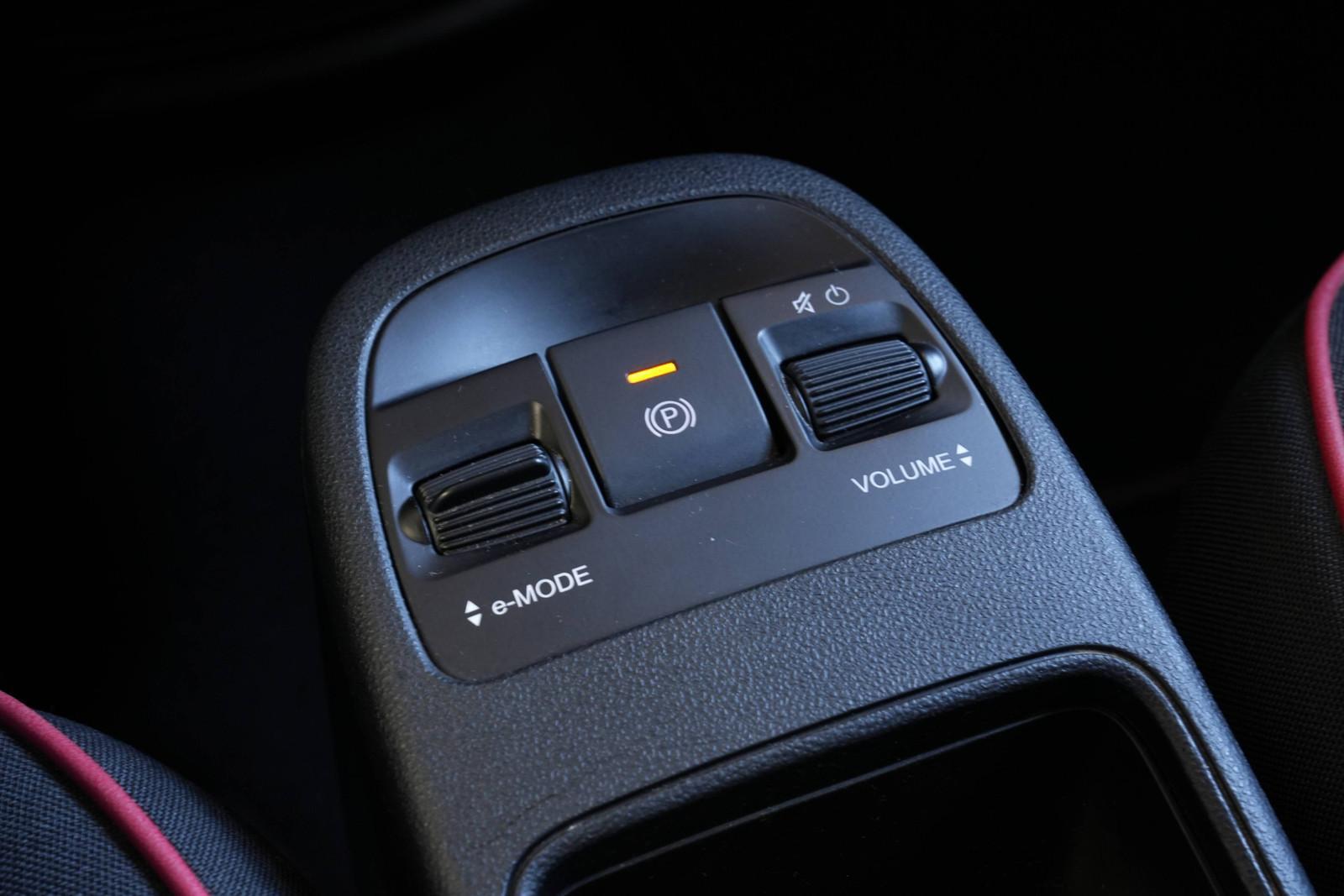 Fiat 500 e Red *NAV*LED*TEMP*