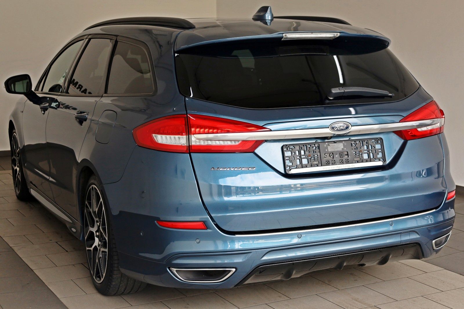 Fahrzeugabbildung Ford Mondeo Turnier ST-Line Leder,Navi,Panorama,AHK