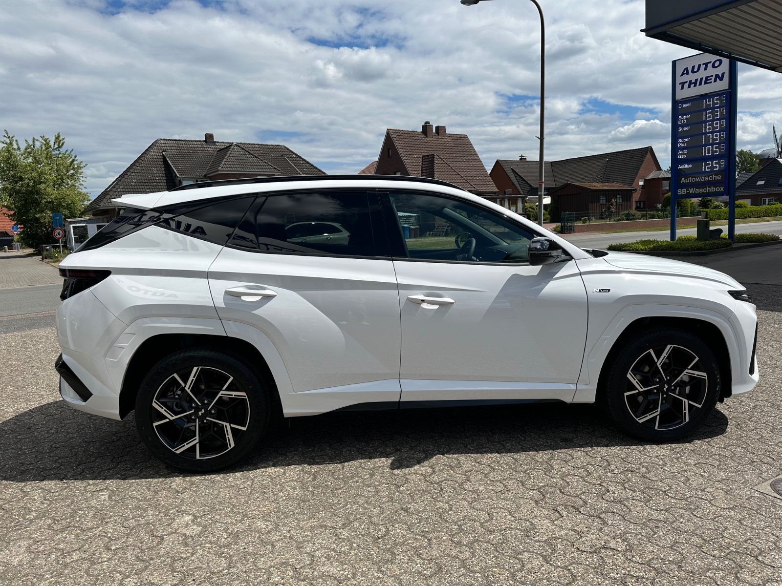 Fahrzeugabbildung Hyundai Tucson N-Line 1.6 T-GDi DCT Navi/ACC/LED/Shzg.