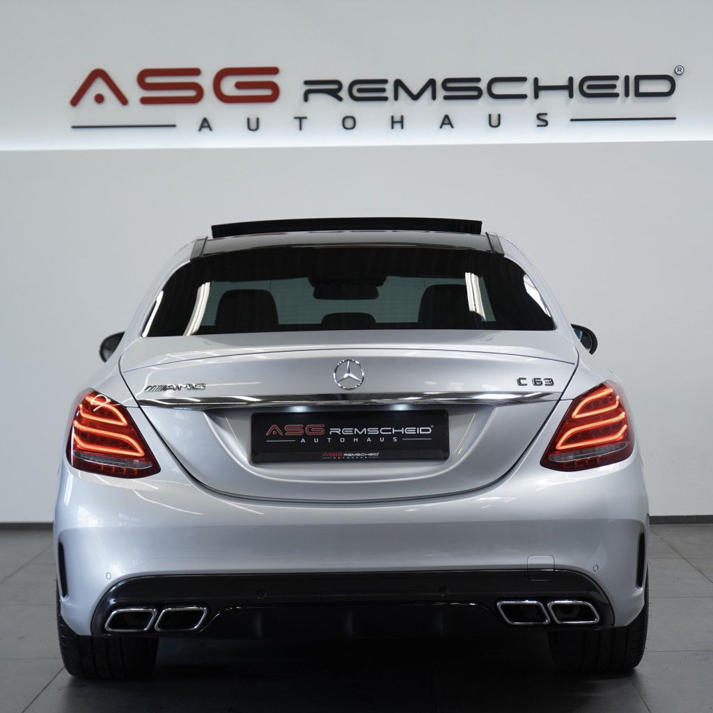 Mercedes Benz C 63 Amg