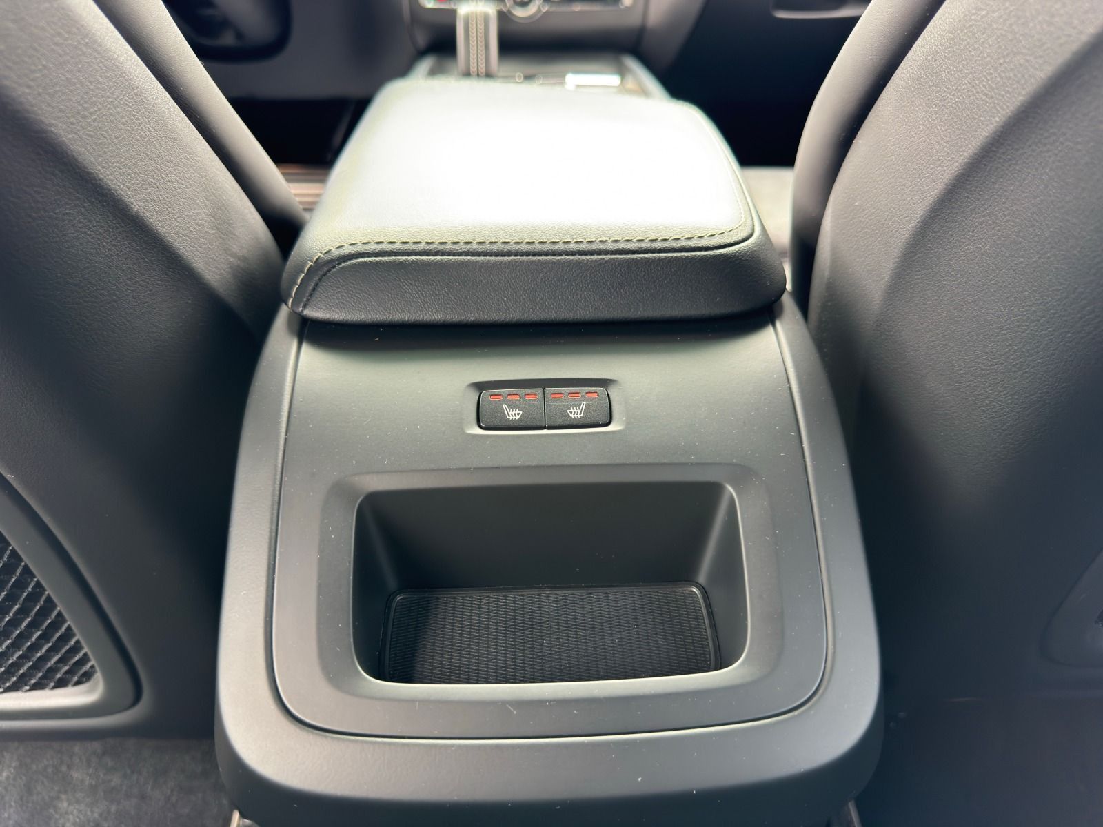 Fahrzeugabbildung Volvo XC 60 R-Design*360°Cam*Harman*21Zoll*AHK