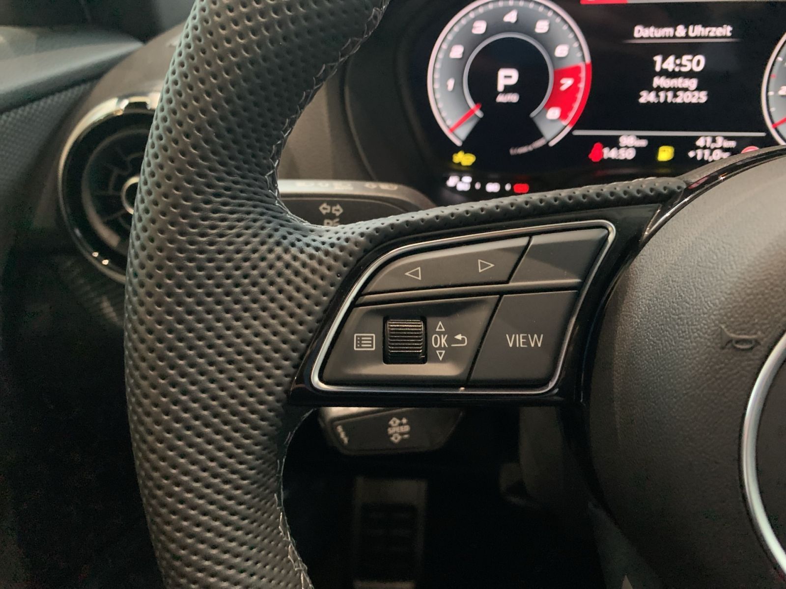 Audi SQ2 - Bild 21