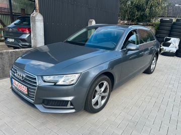Audi A4 - 1
