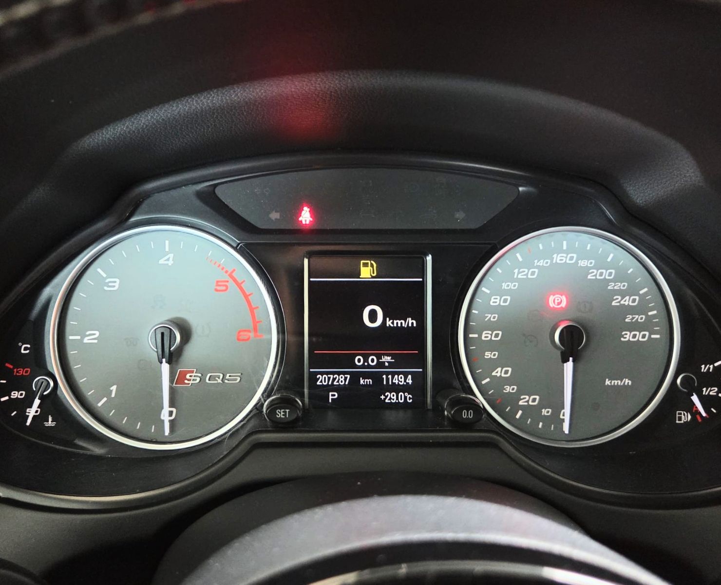 AUDI SQ5 — zdjęcie 15